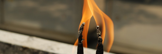 Dancing flames at Po Lin Monastery, Lantau Island, Hong Kong, by kartografia https://www.flickr.com/photos/kartografia/2930512768/
