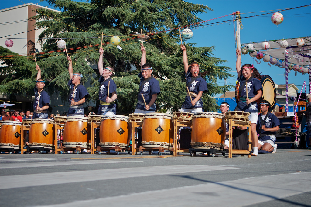 San Jose Taiko performance at Obon by http://www.flickr.com/photos/34186459@N00/7591032010/