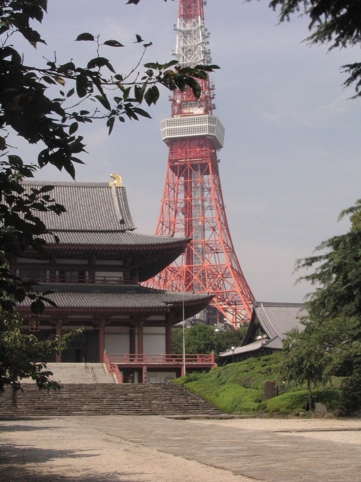 Z?j?-ji Temple and Tokyo Tower